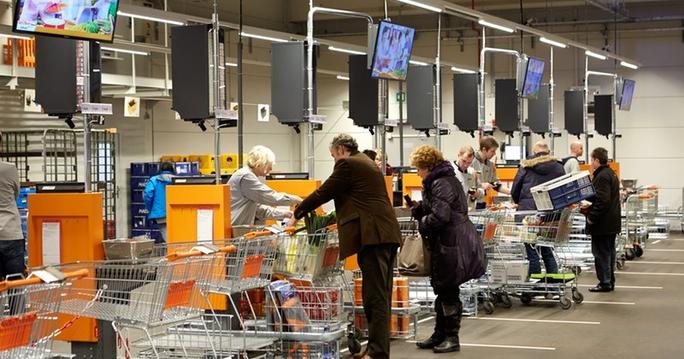 Les supermarchés cherchent 2000 employés : la pénurie s’aggrave